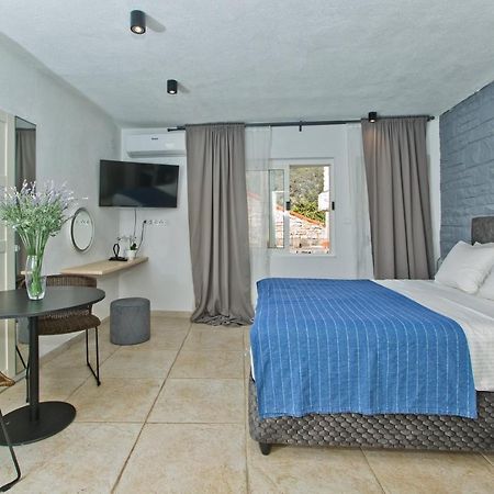 Apartment And Studios Happy Place Hvar Town Exterior foto
