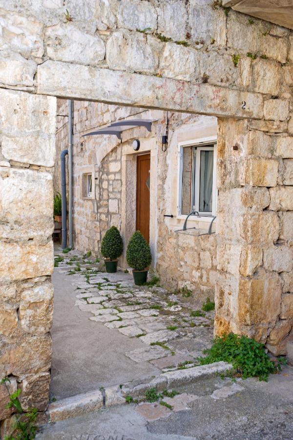 Apartment And Studios Happy Place Hvar Town Exterior foto
